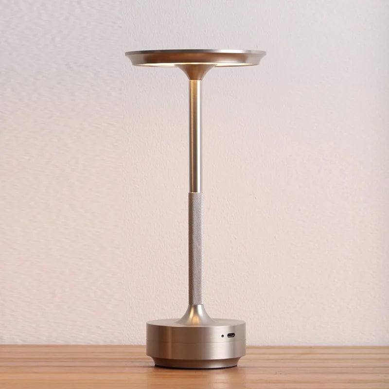 Modern Table Lamp with Metallic Finish – Sleek Design for Desk, Shelf or Side Table